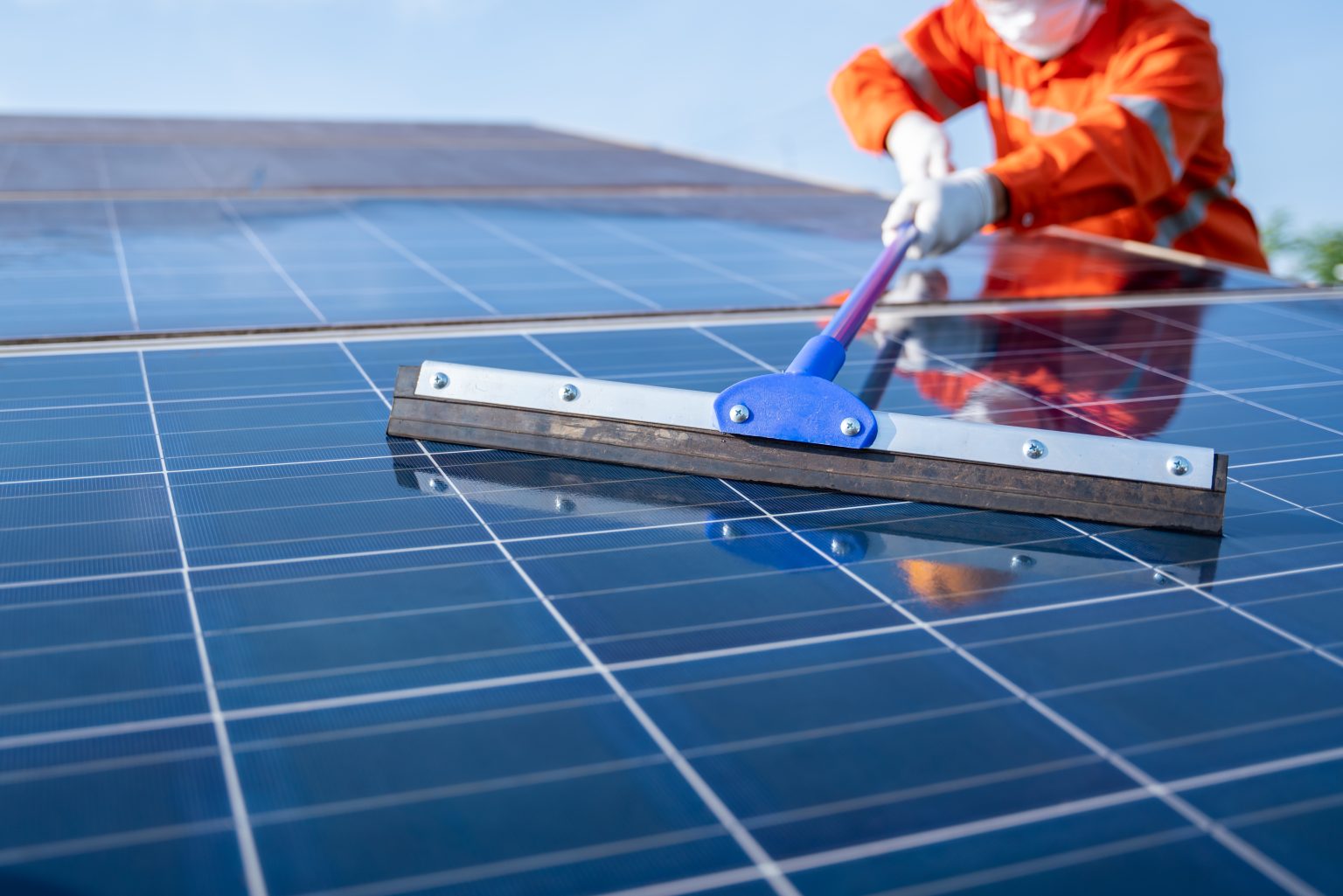 solar panel cleaning tips australia